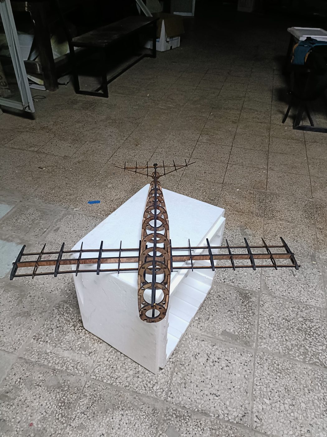 Fuselage and wing frame standing on a foam block